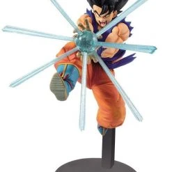 Entertainment Earth Dragon Ball Z GxMateria Goku Figure